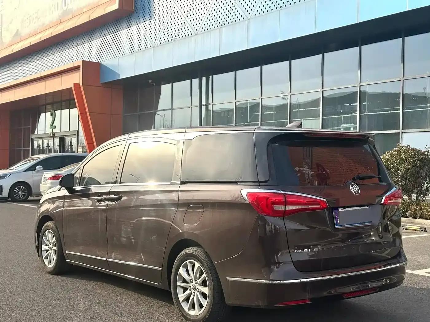 Buick GL8 2017 ES 28T Comfort Model (National V Emission Standard) — миниатюра 2