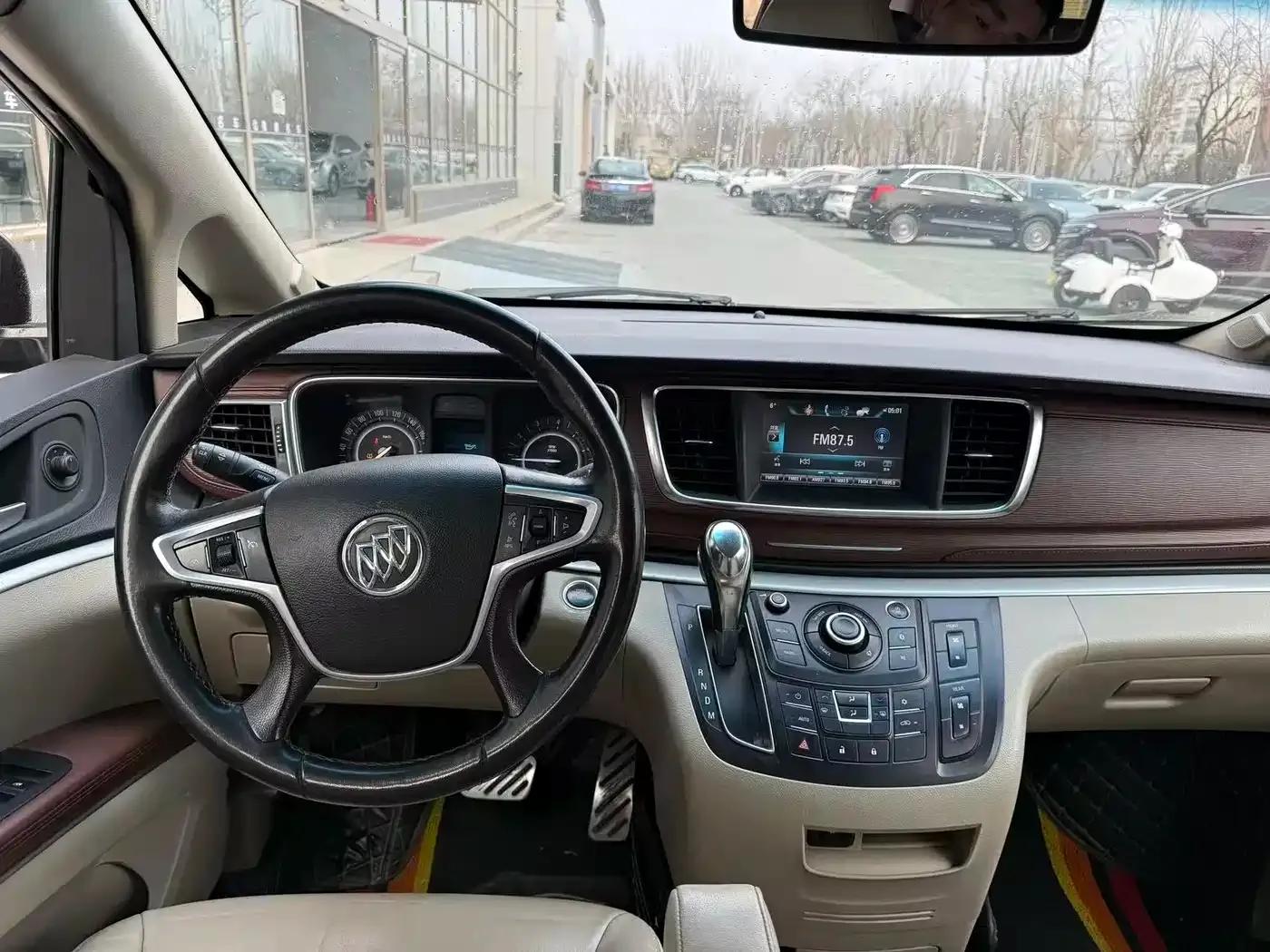 Buick GL8 2017 25S Luxury Edition (National V Emission Standard) — миниатюра 8
