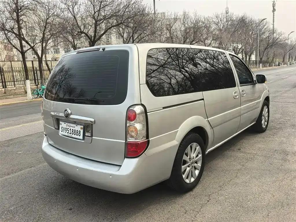 Buick GL8 2011 2.4L CT Luxury Business Comfort Edition — миниатюра 4