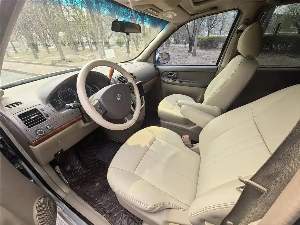 Buick GL8 2011 2.4L CT Luxury Business Comfort Edition — миниатюра 6