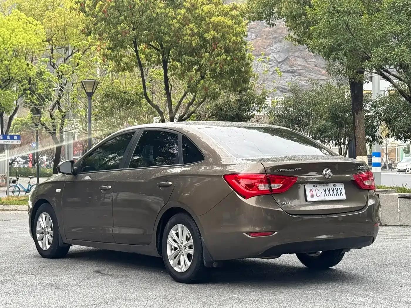 Buick Excelle 2015 15N Manual Deluxe — миниатюра 6