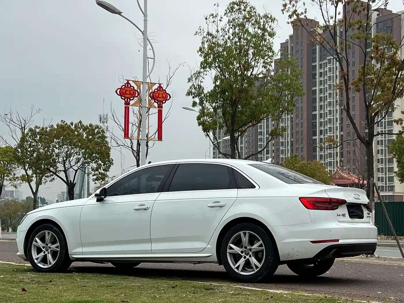 Audi A4L 2017 Plus 40 TFSI Progressive — миниатюра 9