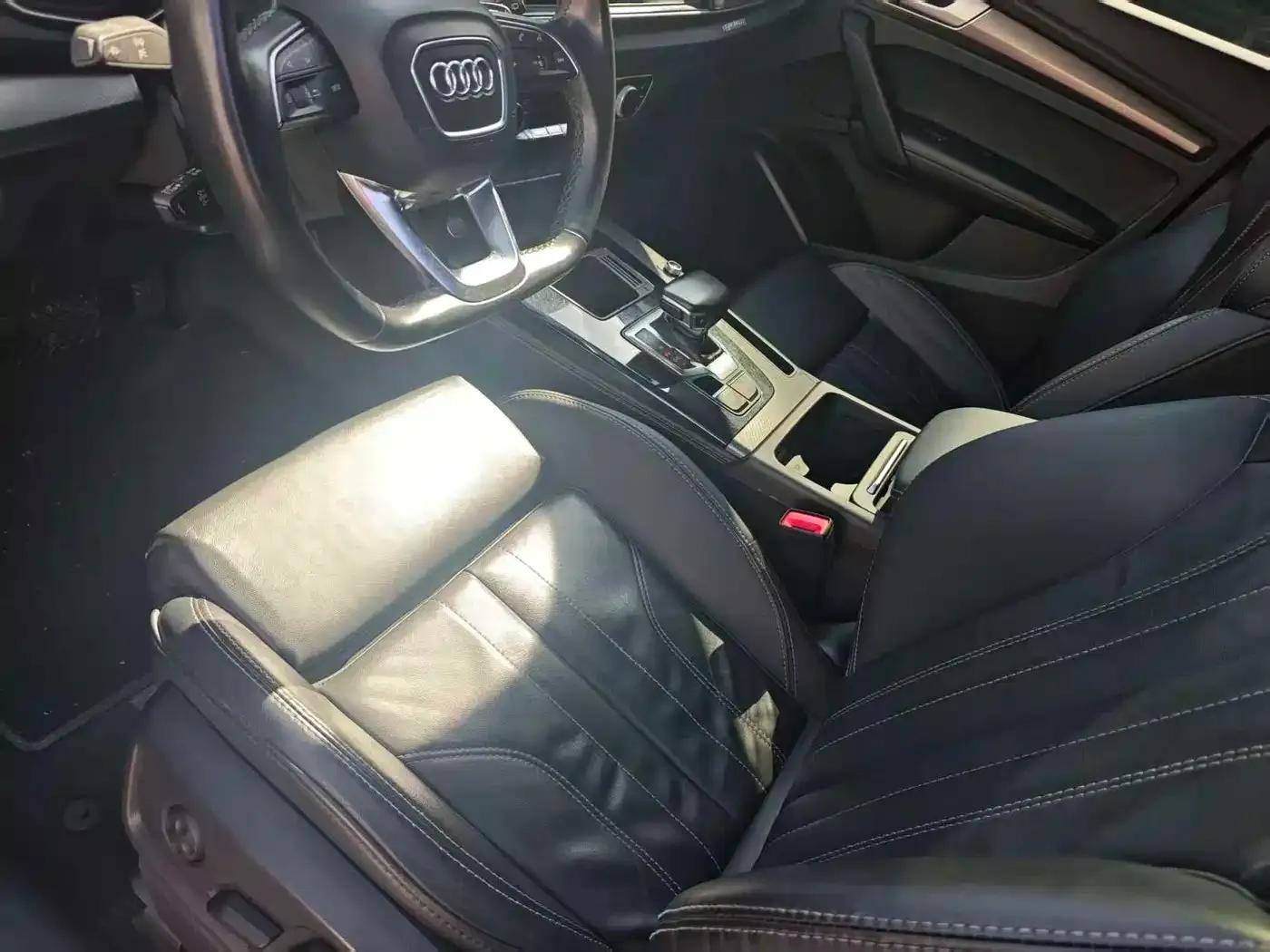 Audi Q5L 2022 40T Luxury Dynamic — миниатюра 8