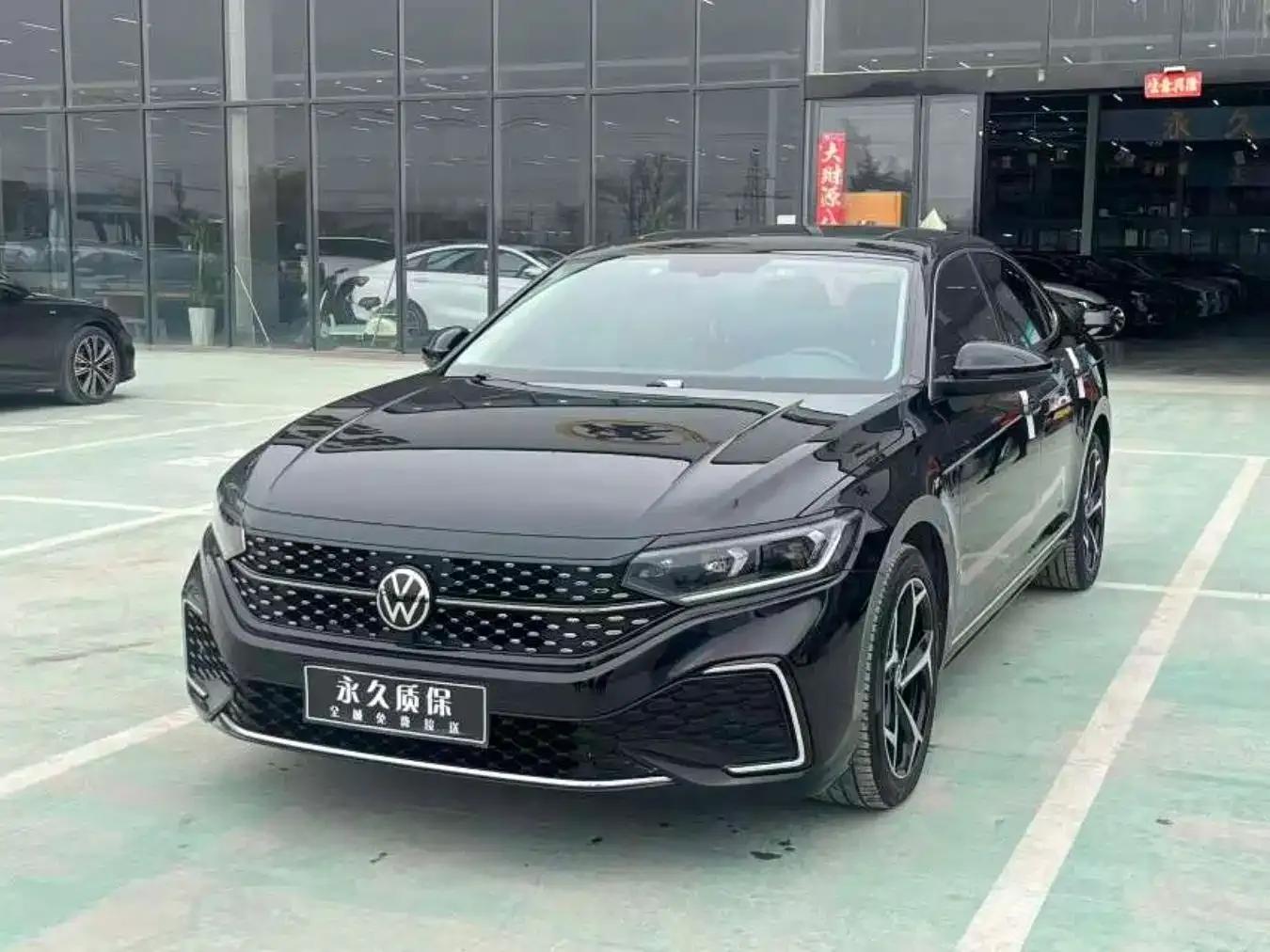 2024 Passat 330TSI Starry Sky Elite Edition — миниатюра 1