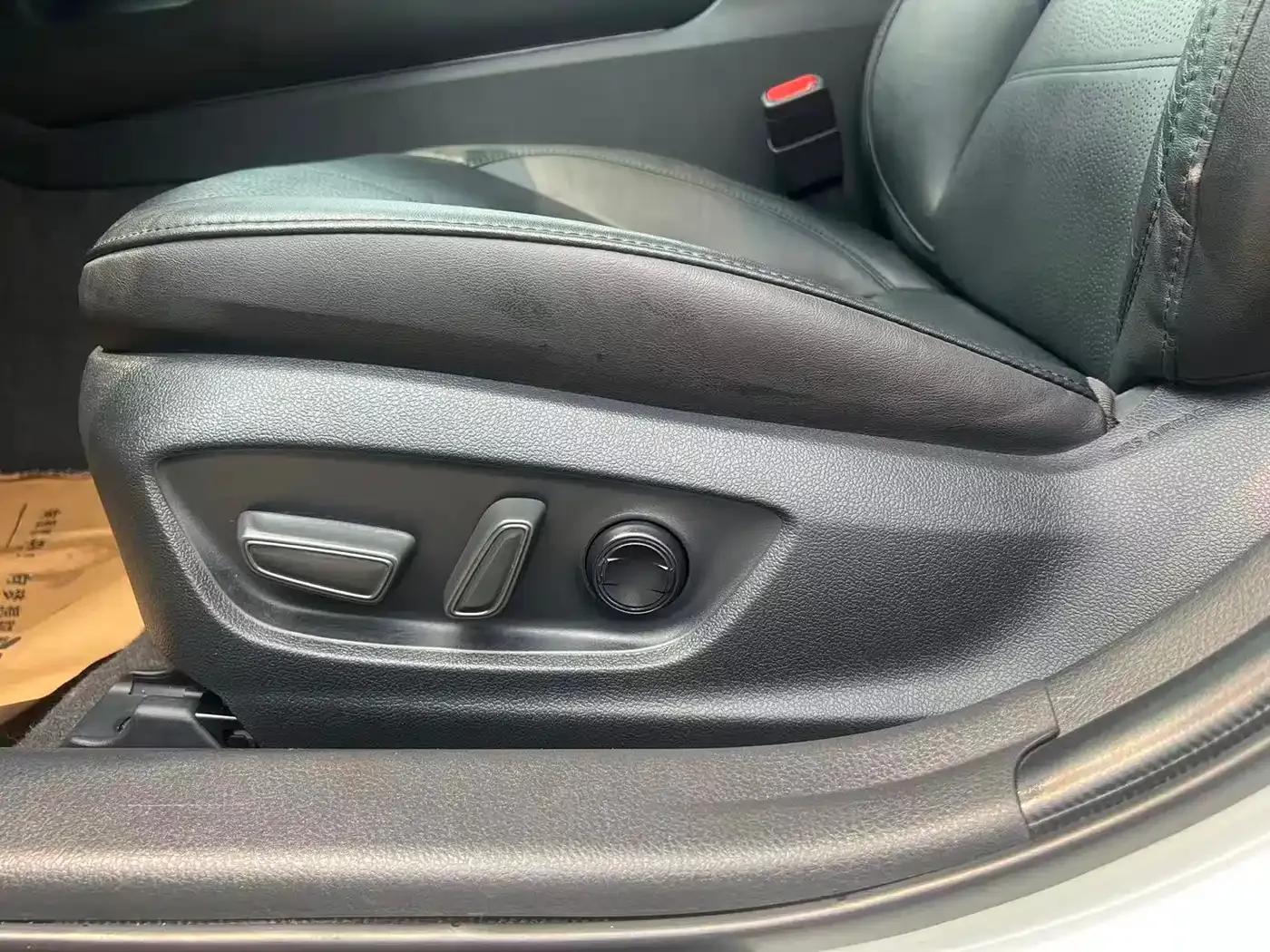 2022 Toyota Avalon 2.5L Luxury Edition — миниатюра 14