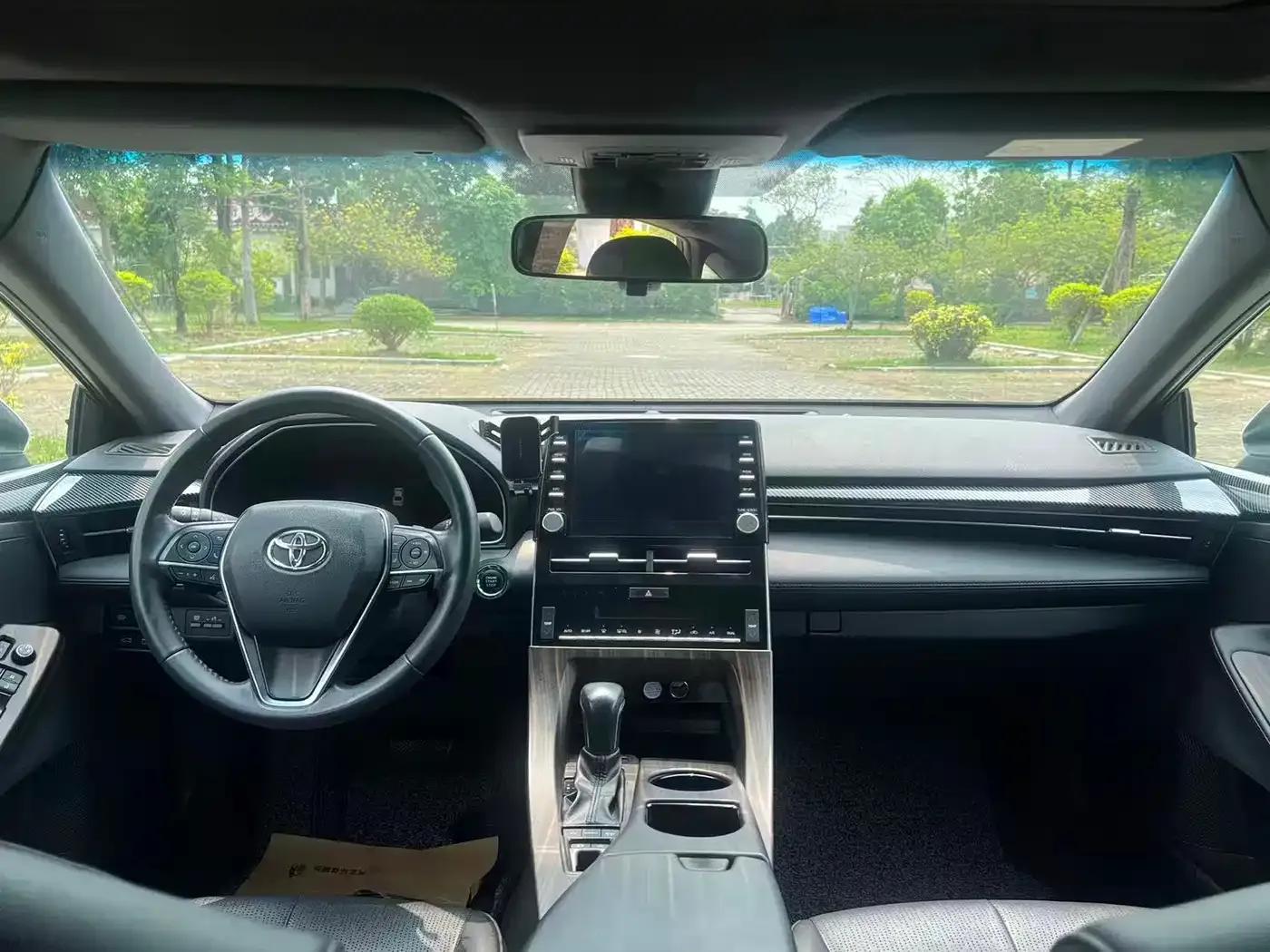 2022 Toyota Avalon 2.5L Luxury Edition — миниатюра 5
