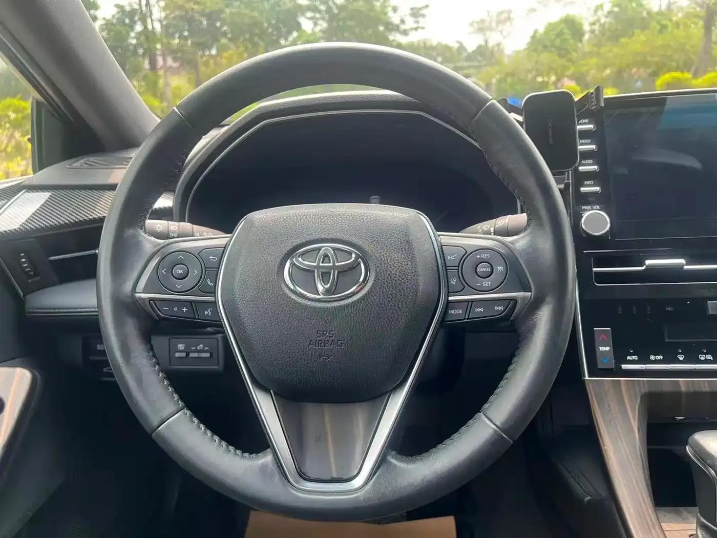 2022 Toyota Avalon 2.5L Luxury Edition — миниатюра 6