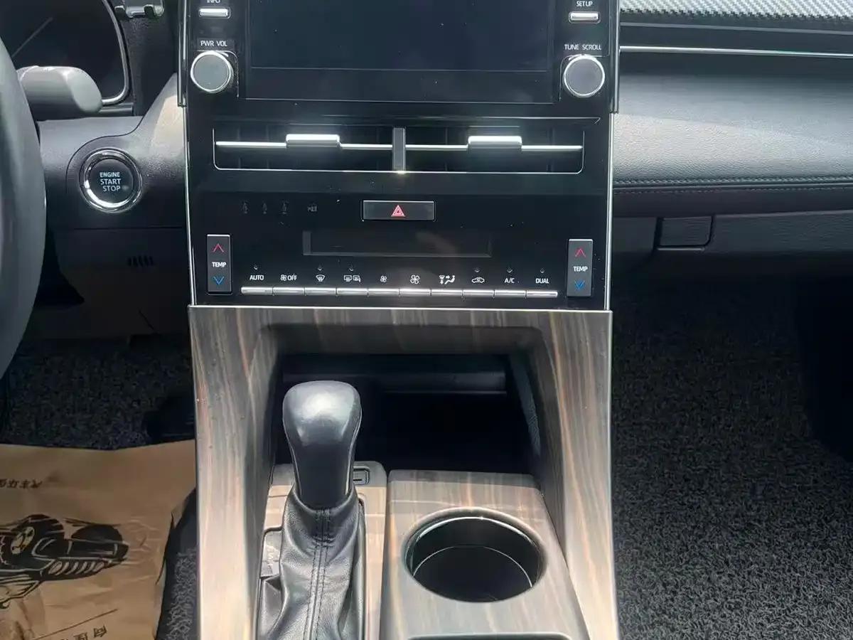 2022 Toyota Avalon 2.5L Luxury Edition — миниатюра 7