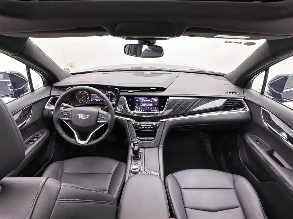 Cadillac XT6 2021 28T Six-Seat AWD Luxury — миниатюра 26
