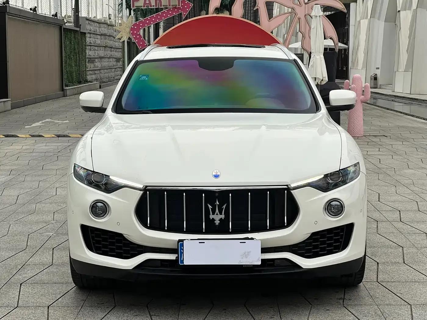 2018 Levante 3.0T Standard Edition — миниатюра 2