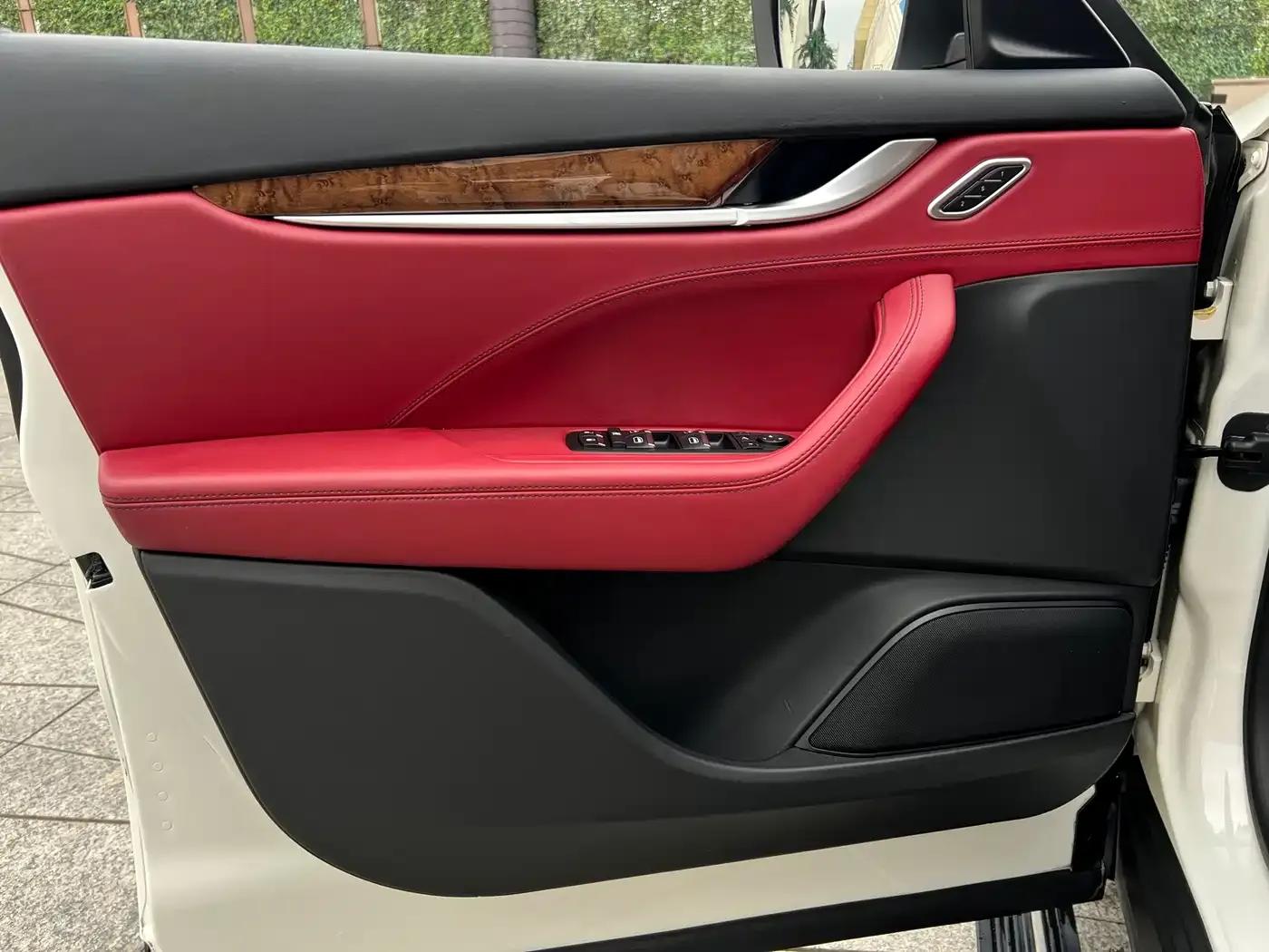 2018 Levante 3.0T Standard Edition — миниатюра 20