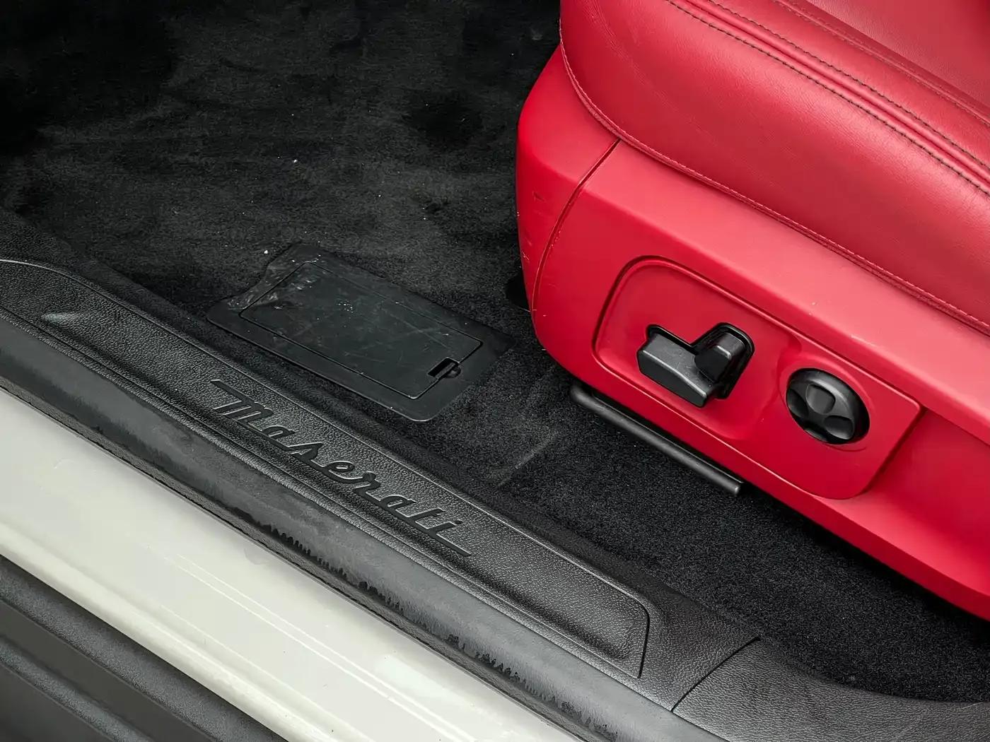 2018 Levante 3.0T Standard Edition — миниатюра 21