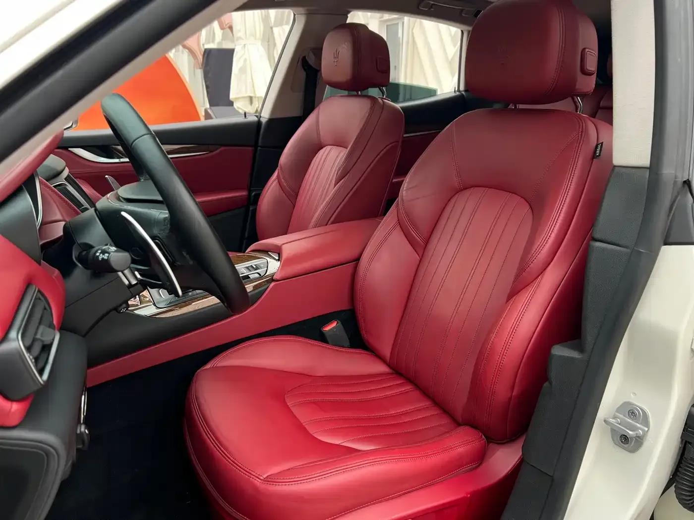 2018 Levante 3.0T Standard Edition — миниатюра 23