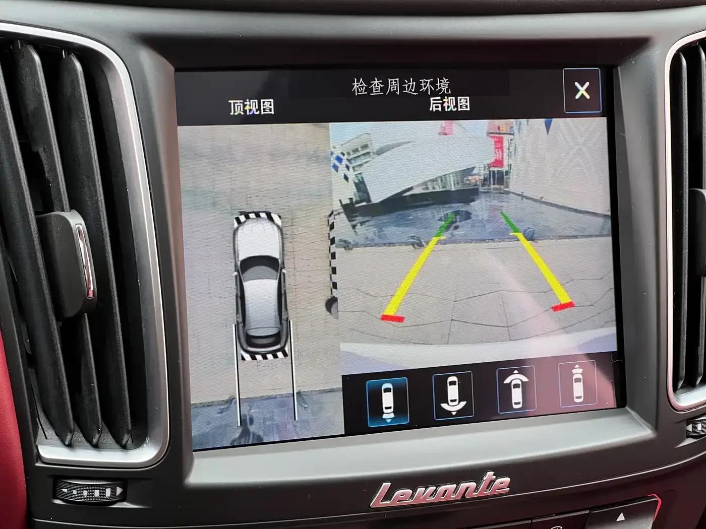 2018 Levante 3.0T Standard Edition — миниатюра 24