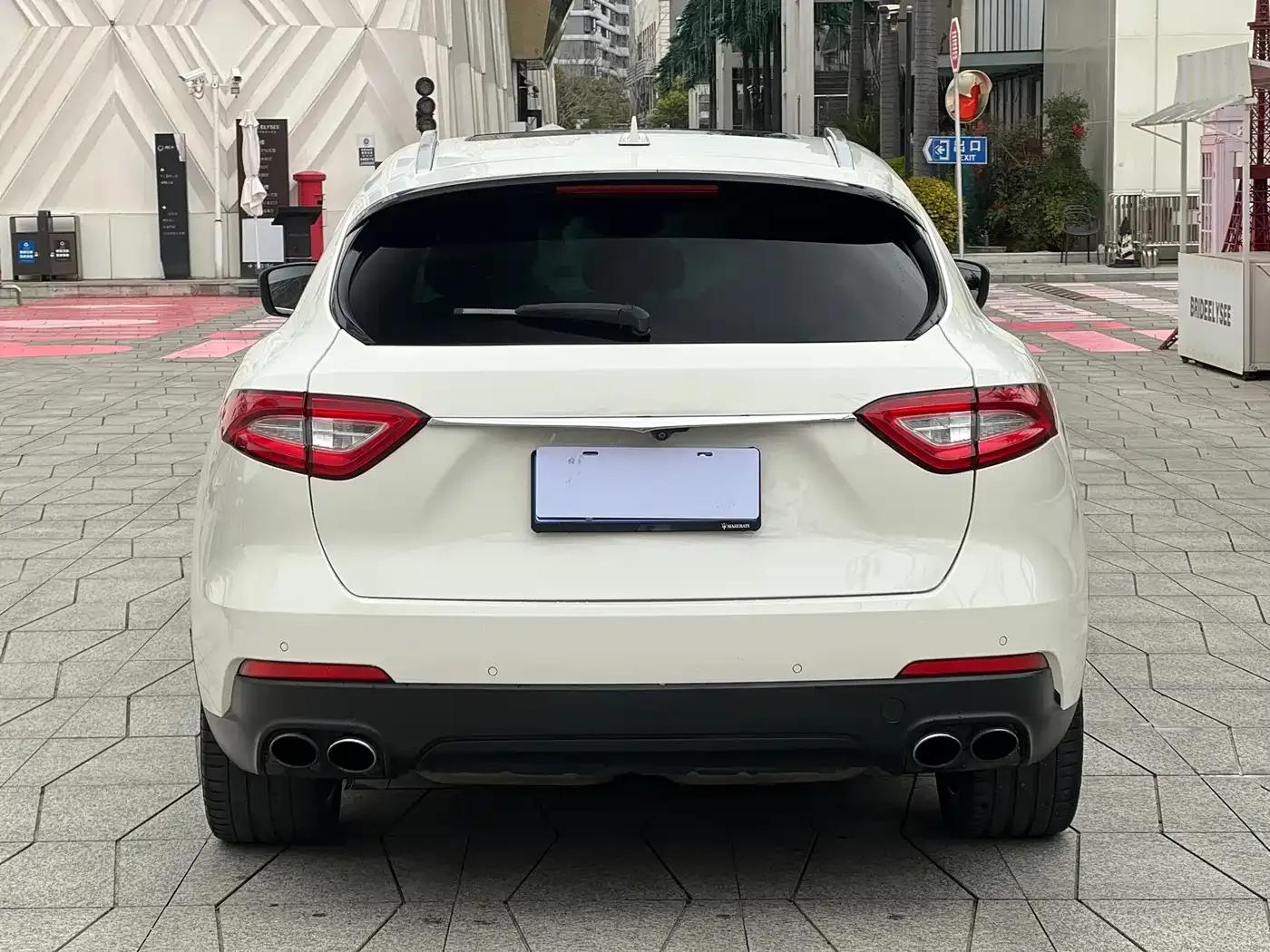 2018 Levante 3.0T Standard Edition — миниатюра 5