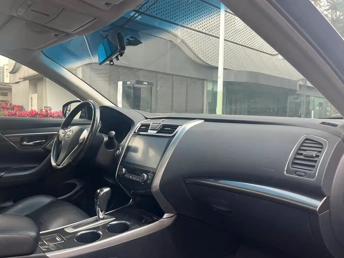 Teana 2013 2.0L XL Comfort Edition — миниатюра 23