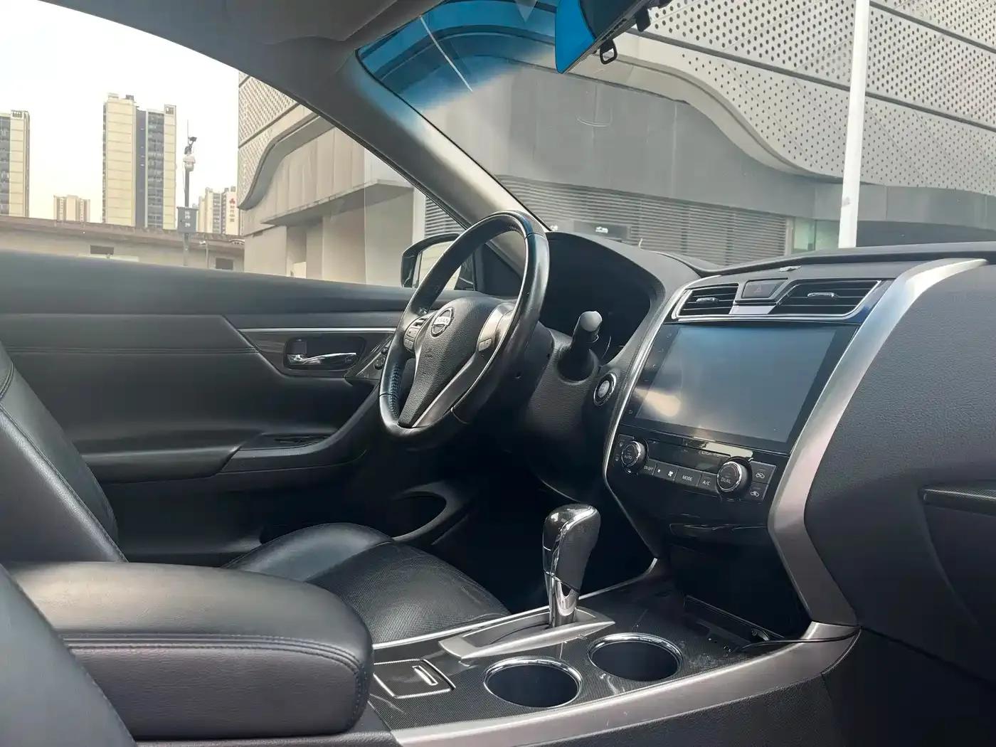 Teana 2013 2.0L XL Comfort Edition — миниатюра 26