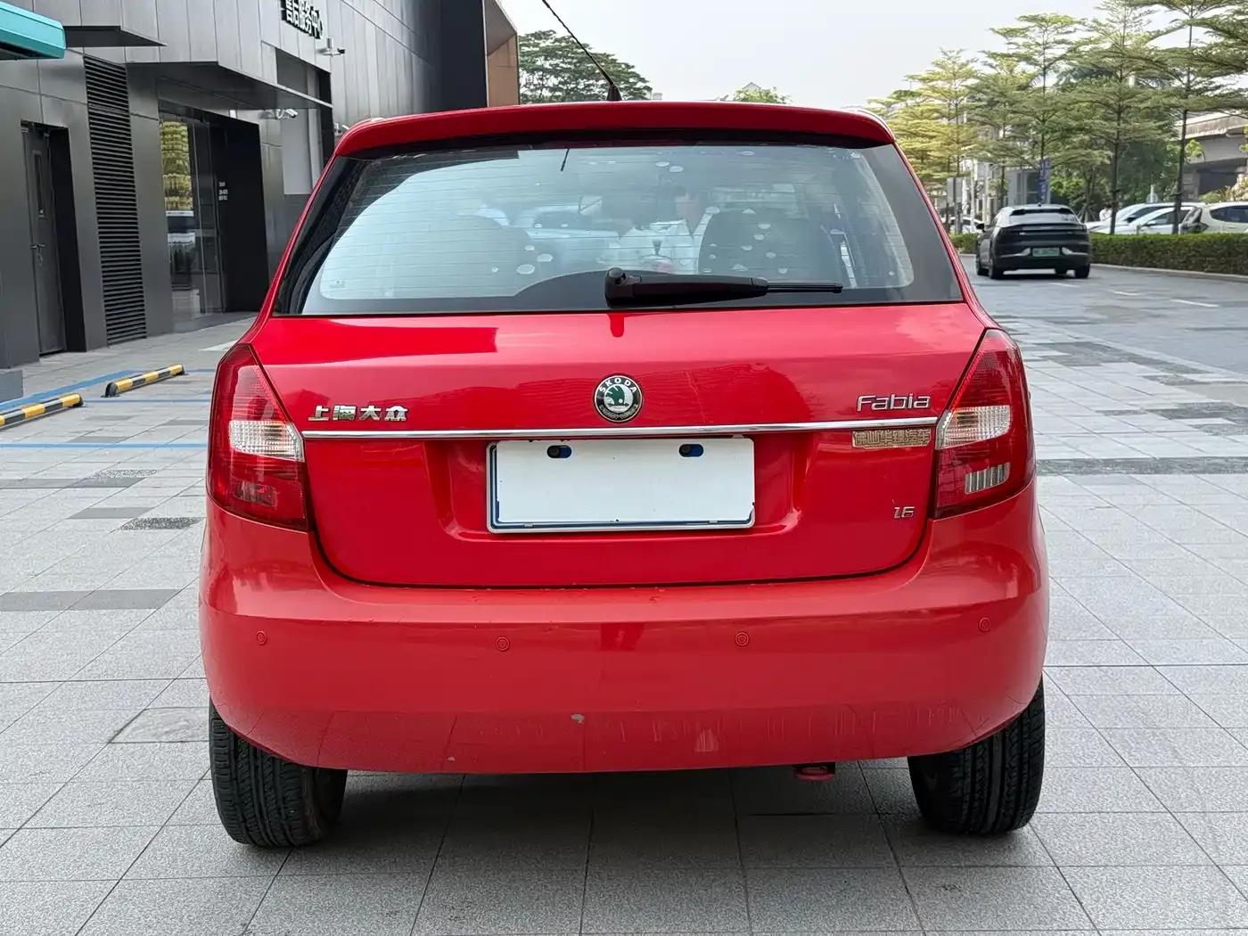 Fabia 2009 1.6L Automatic Crystal Edition — миниатюра 6