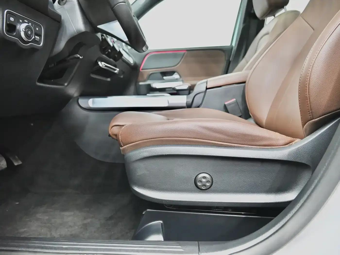 2024 Mercedes-Benz GLB 220 Dynamic — миниатюра 15