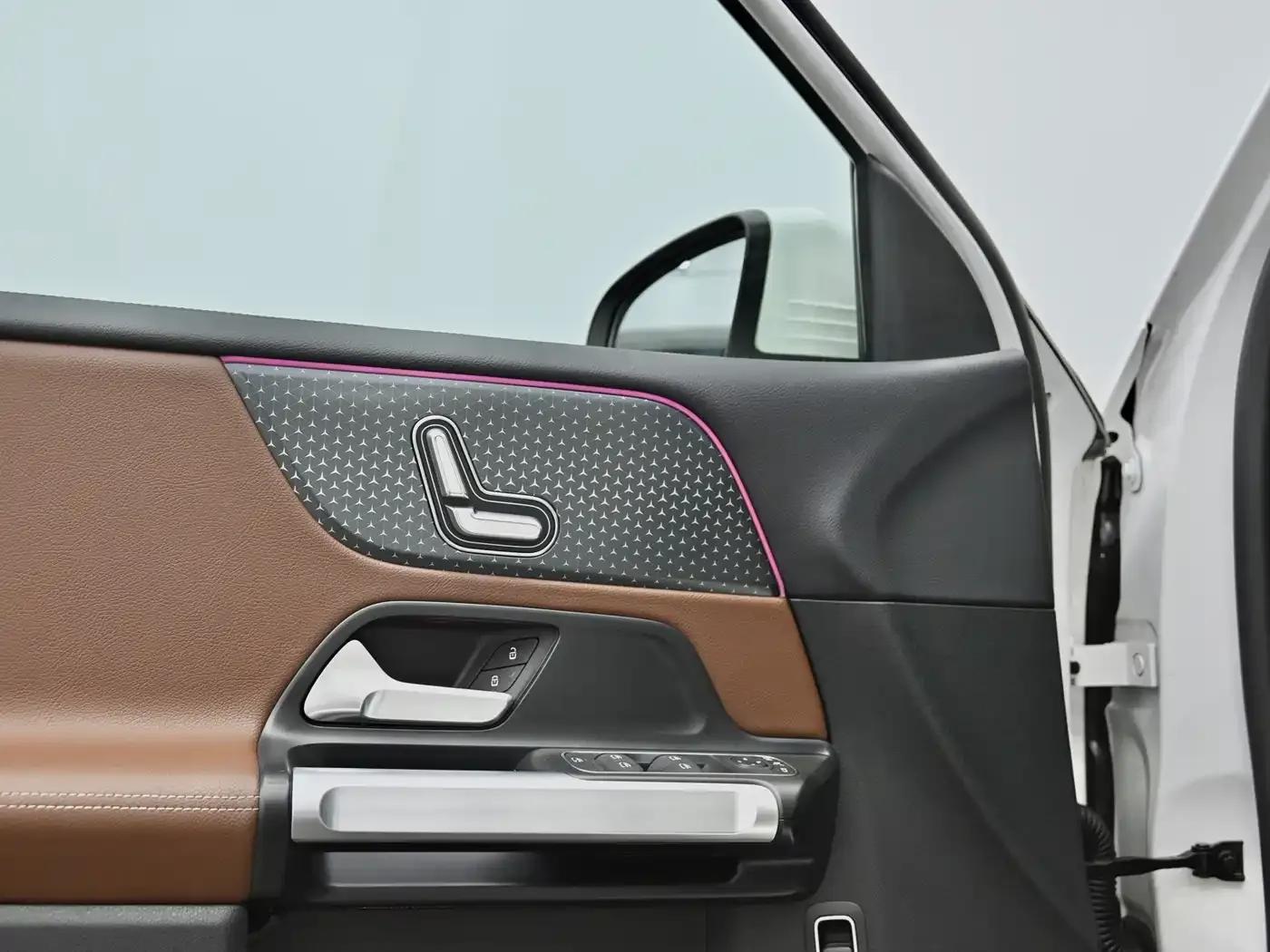 2024 Mercedes-Benz GLB 220 Dynamic — миниатюра 19