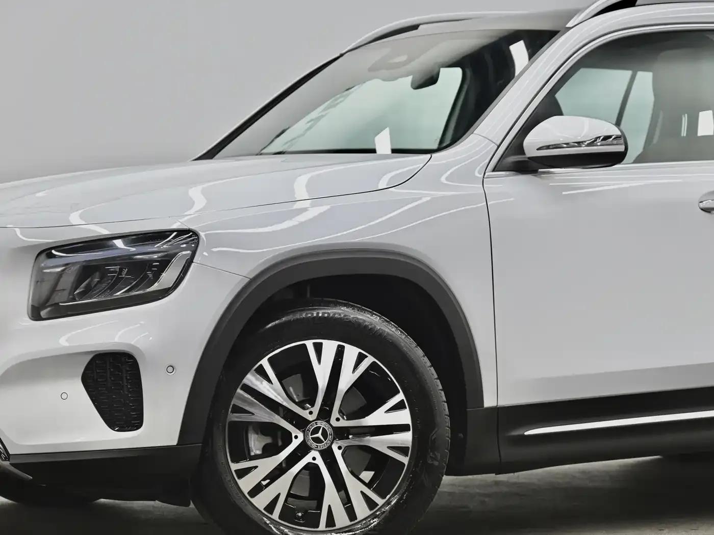 2024 Mercedes-Benz GLB 220 Dynamic — миниатюра 26