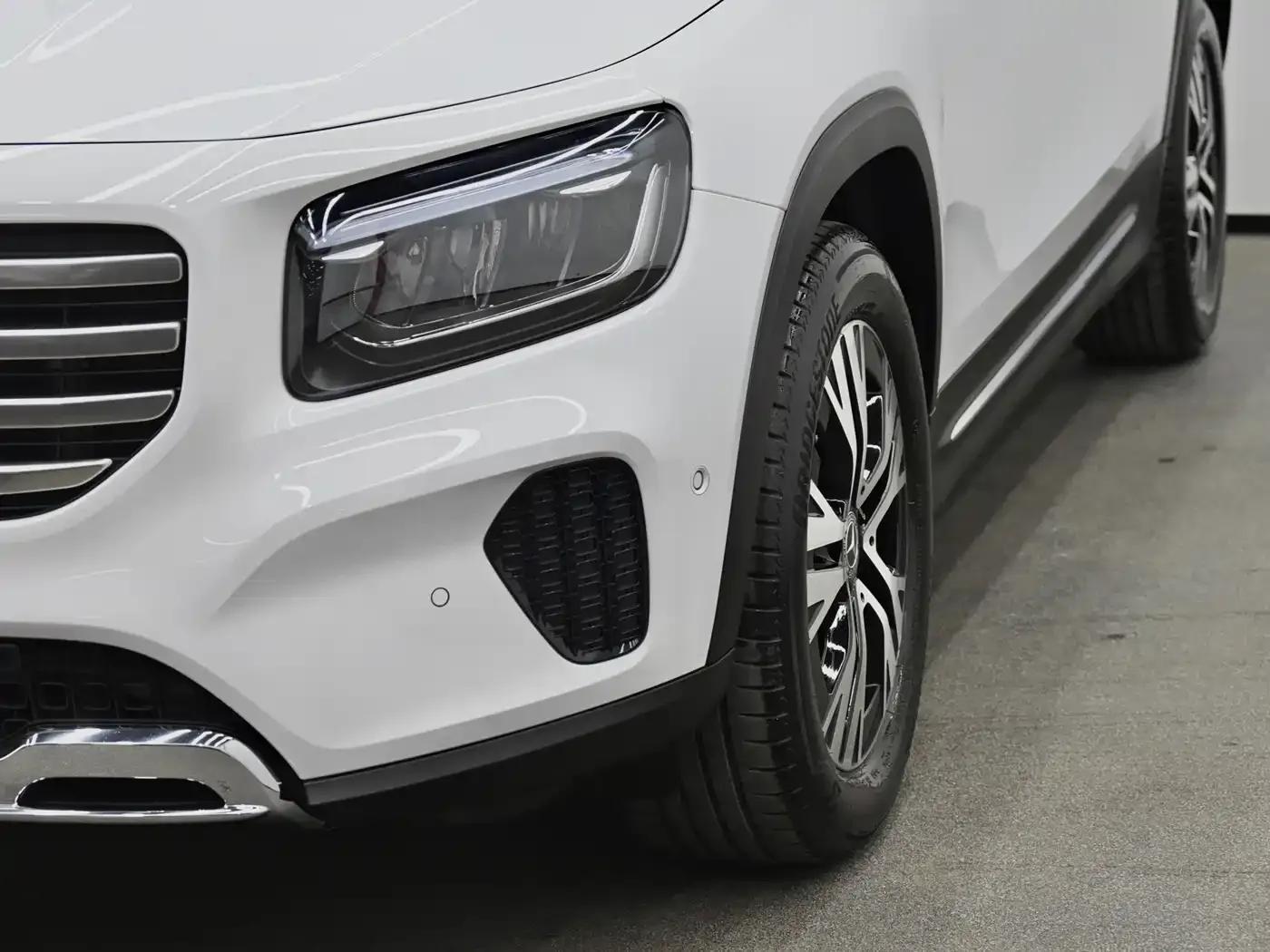 2024 Mercedes-Benz GLB 220 Dynamic — миниатюра 27