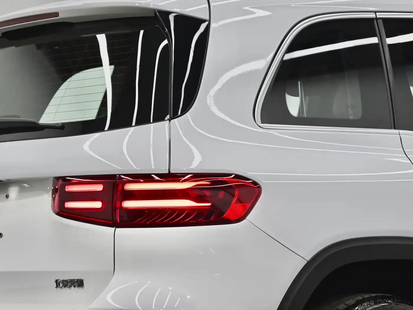 2024 Mercedes-Benz GLB 220 Dynamic — миниатюра 32