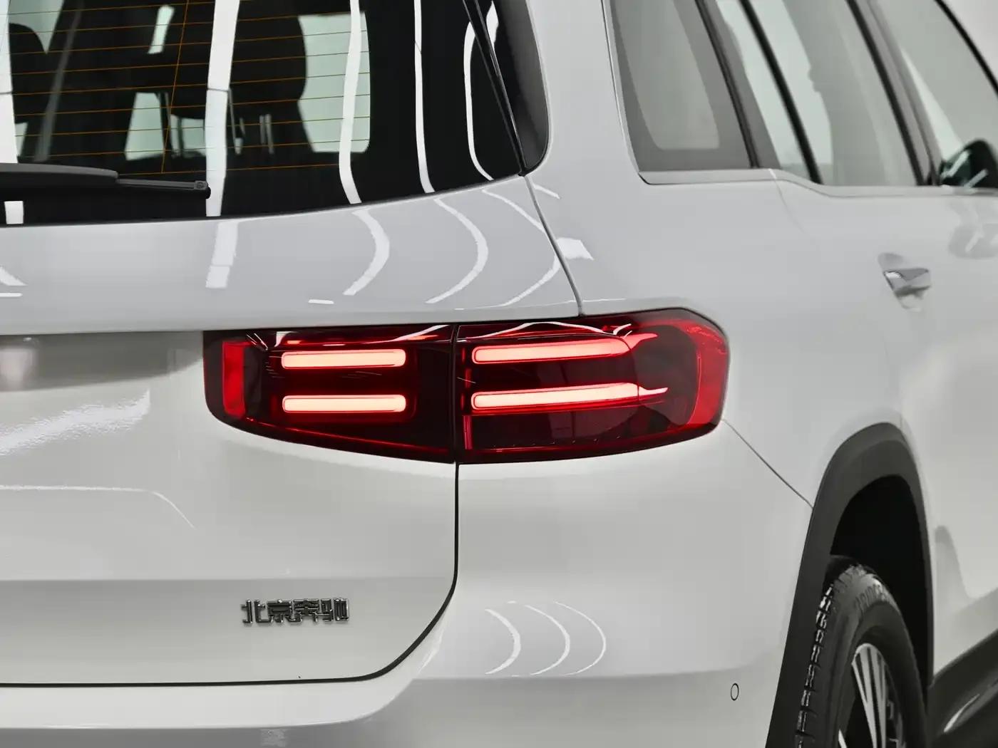 2024 Mercedes-Benz GLB 220 Dynamic — миниатюра 35
