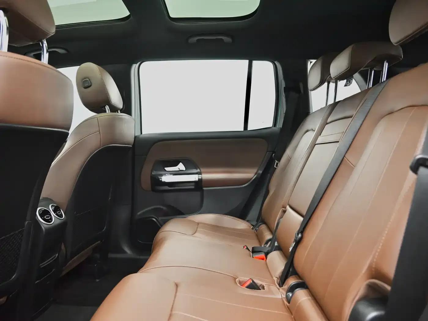 2024 Mercedes-Benz GLB 220 Dynamic — миниатюра 7