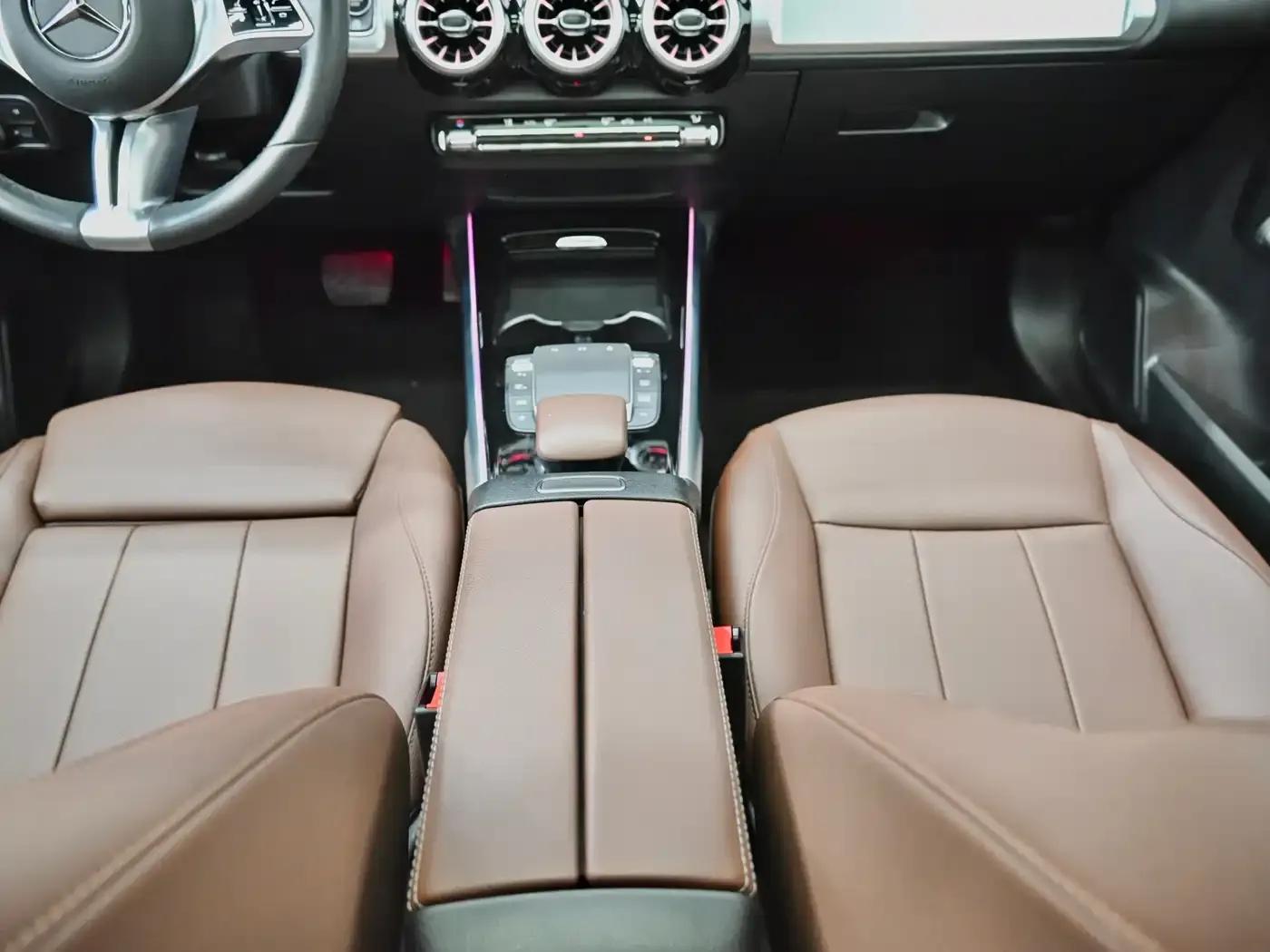 2024 Mercedes-Benz GLB 220 Dynamic — миниатюра 9