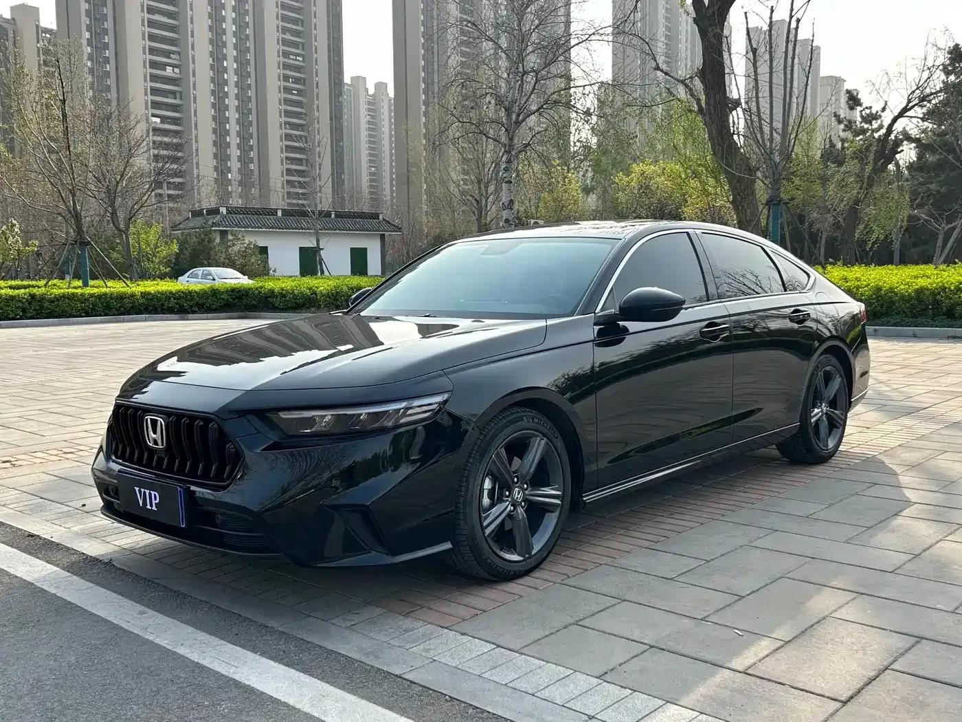 2025 Inspire 260TURBO Elegant Edition — миниатюра 1