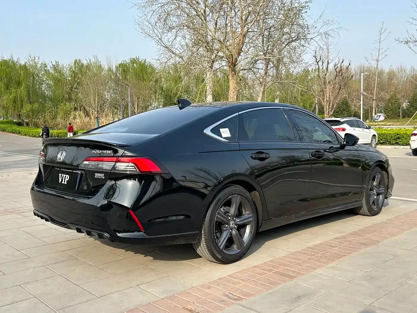 2025 Inspire 260TURBO Elegant Edition — миниатюра 4