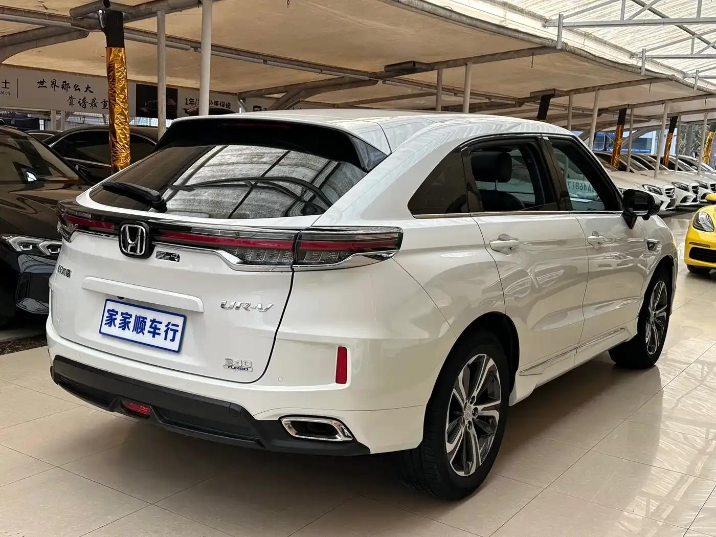 Honda UR-V 2020 240TURBO 2WD Elegant Edition — миниатюра 6