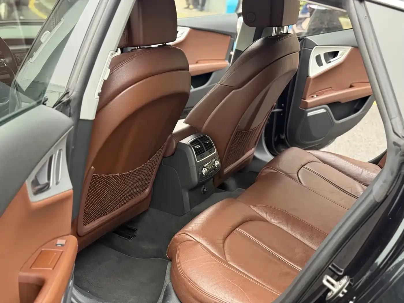 Audi A7 2012 3.0TFSI quattro Comfort — миниатюра 6