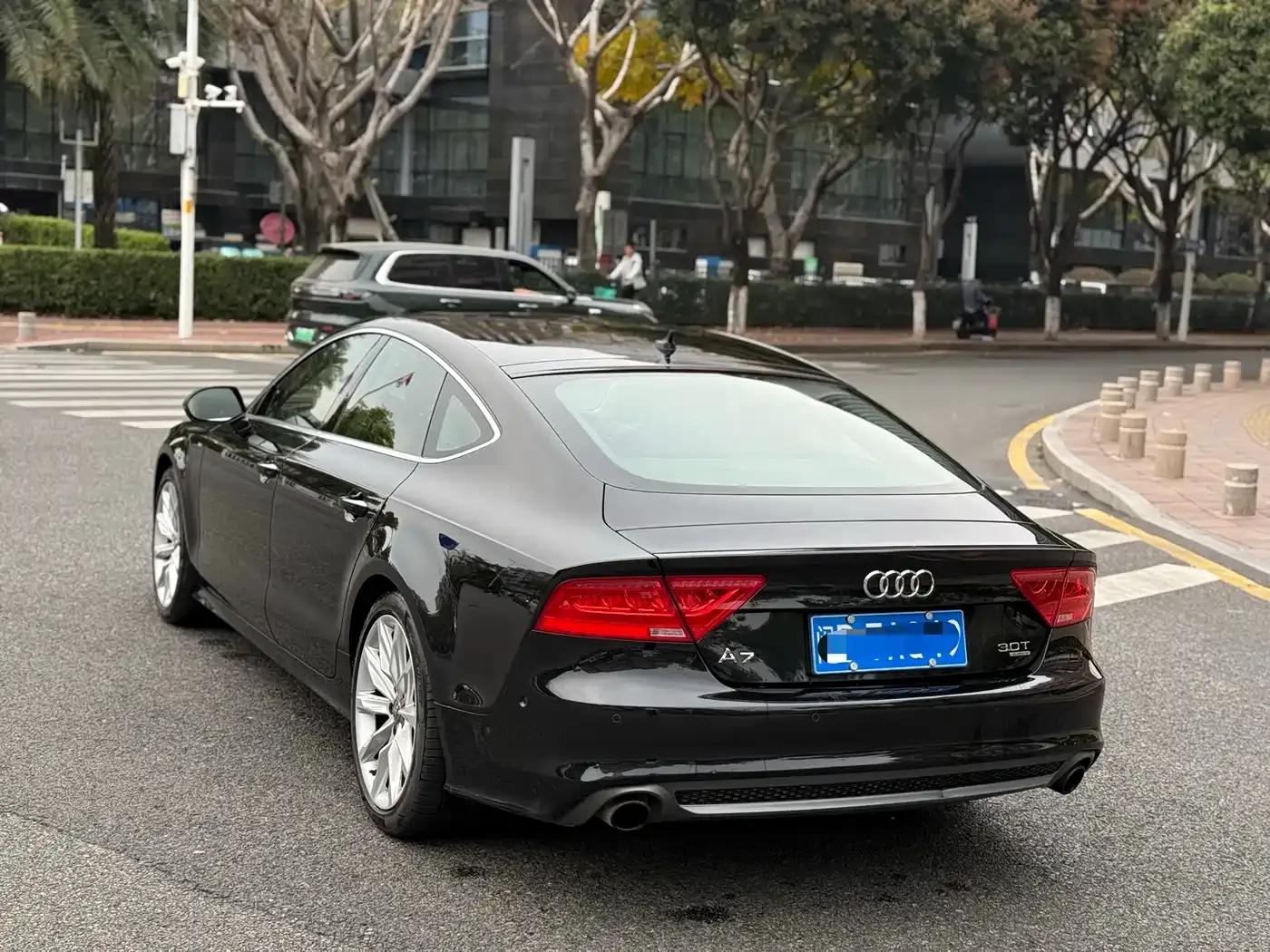 Audi A7 2012 3.0TFSI quattro Comfort — миниатюра 9