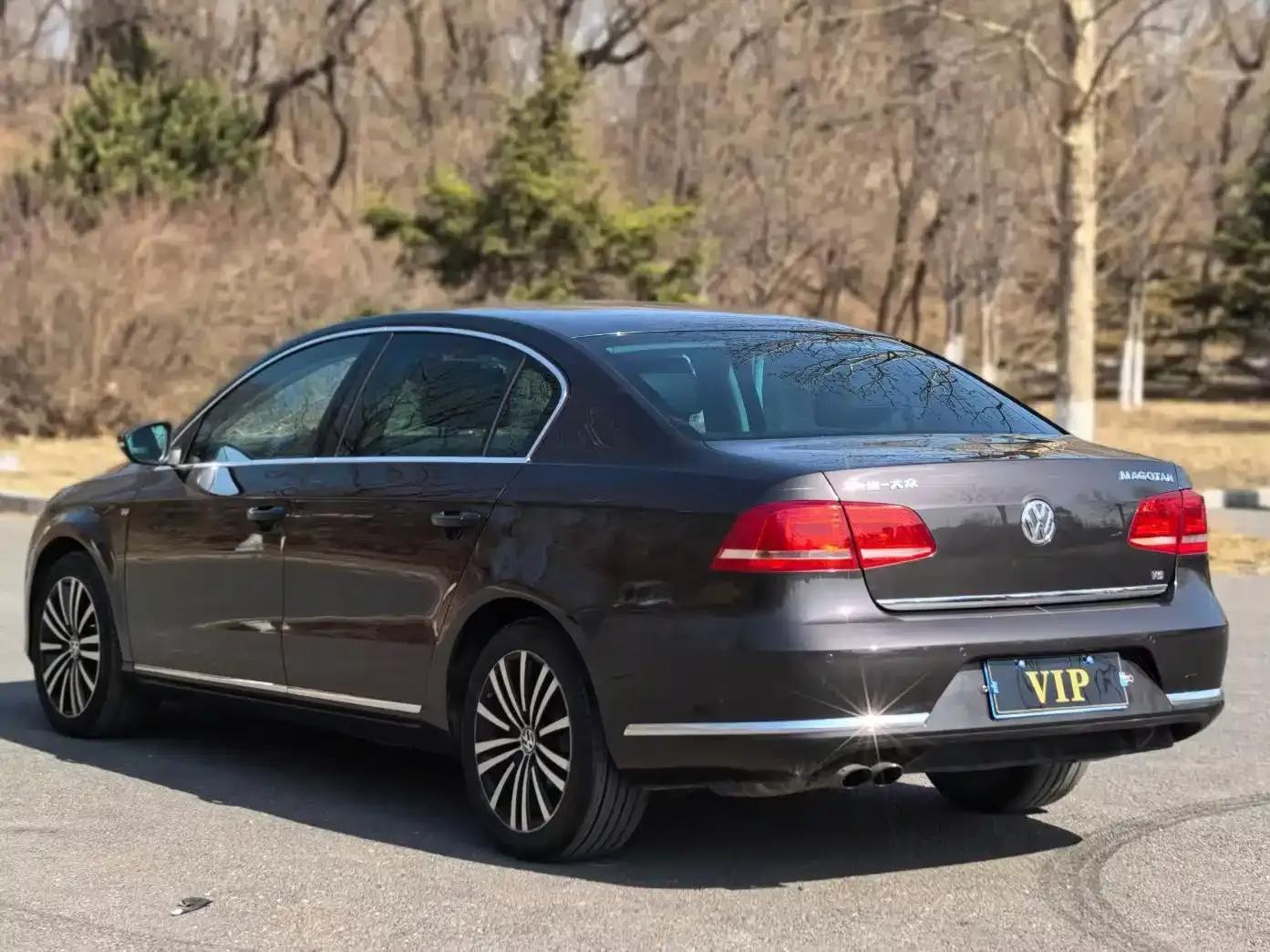 2012 Volkswagen Passat 3.0FSI Flagship — миниатюра 4