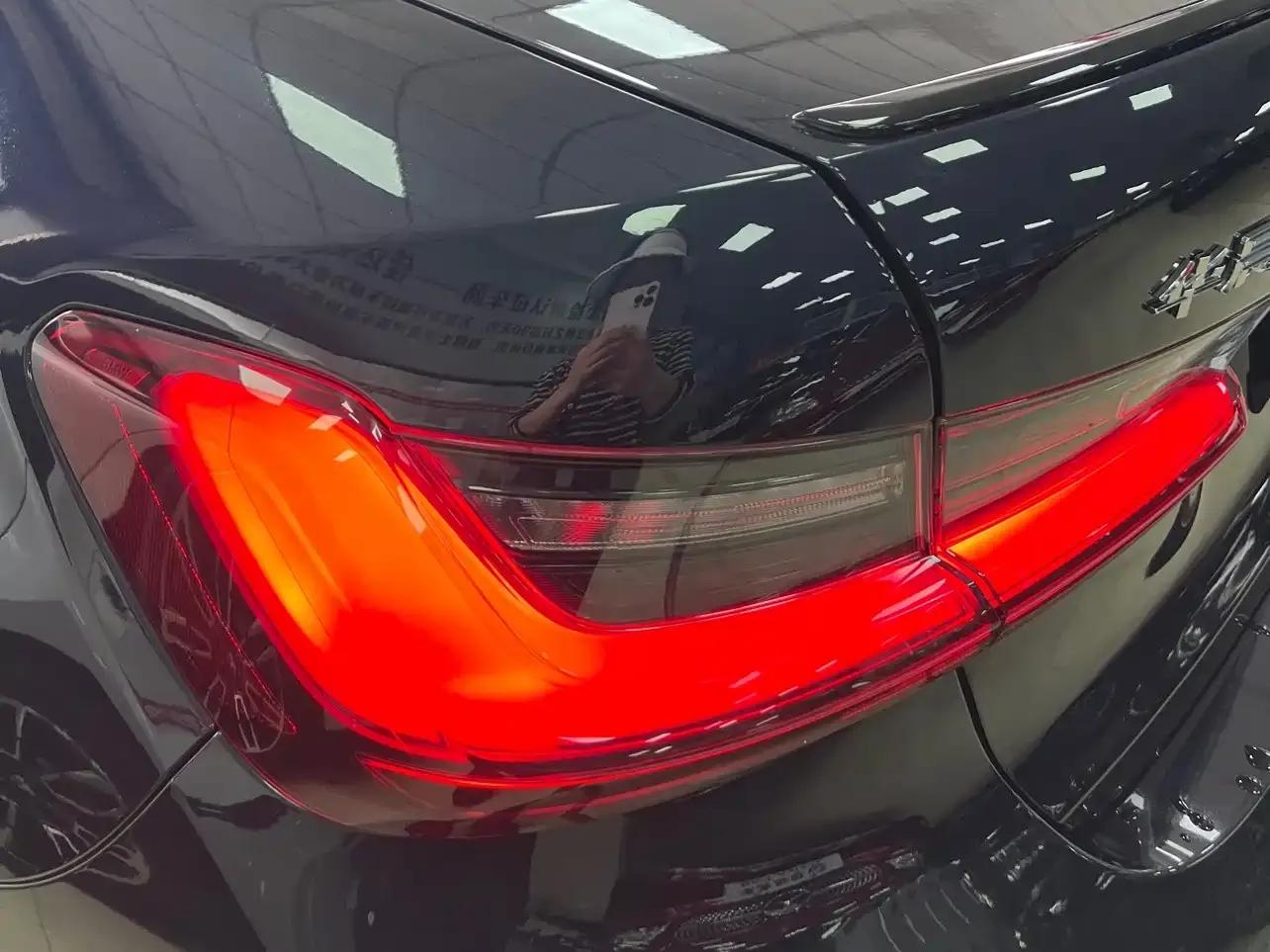 2024 BMW 3 Series 325Li M Sport Shadow Edition — миниатюра 8
