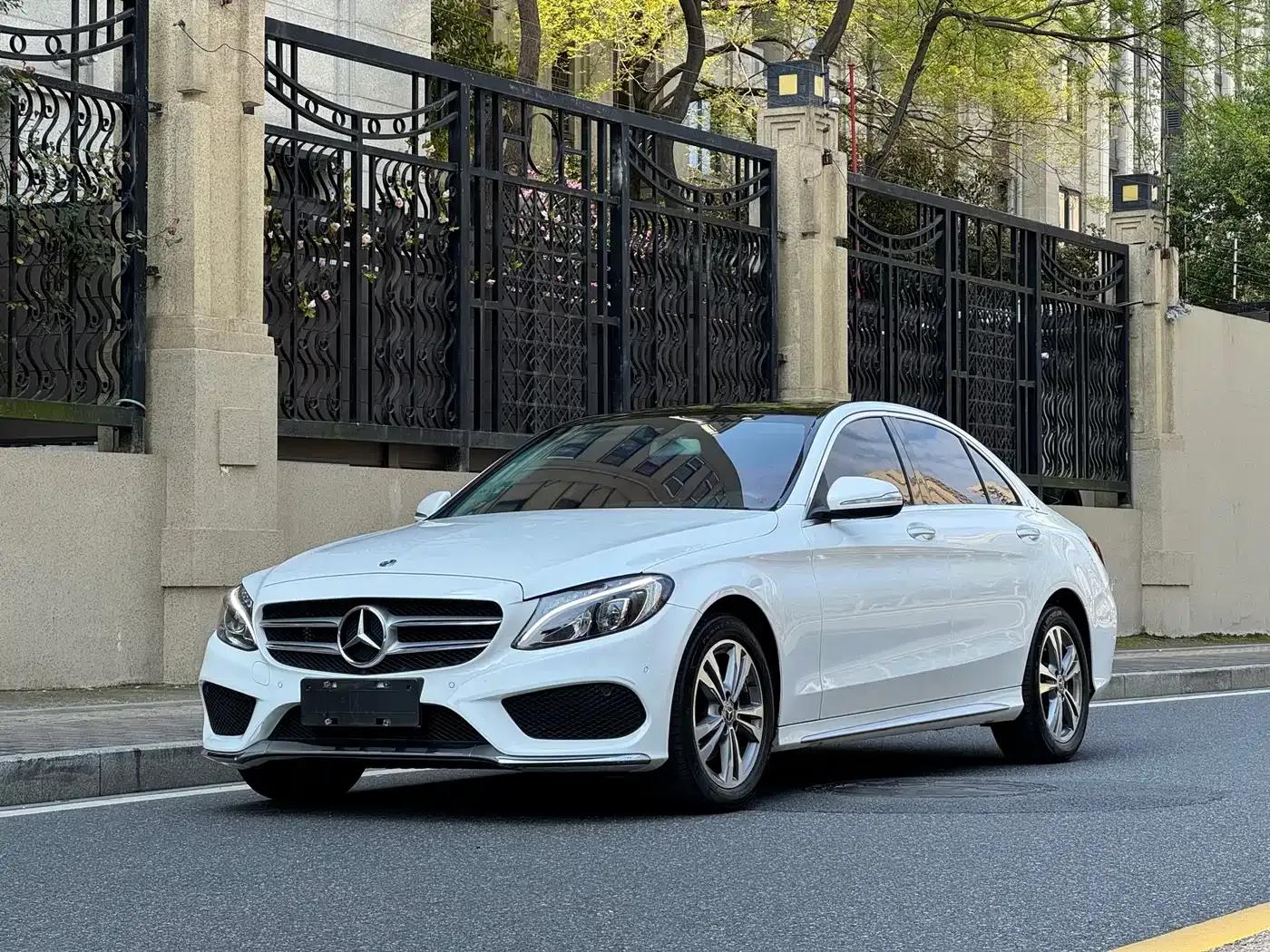Mercedes-Benz C-Class 2017 Facelift C 200 L Sport Edition — миниатюра 1