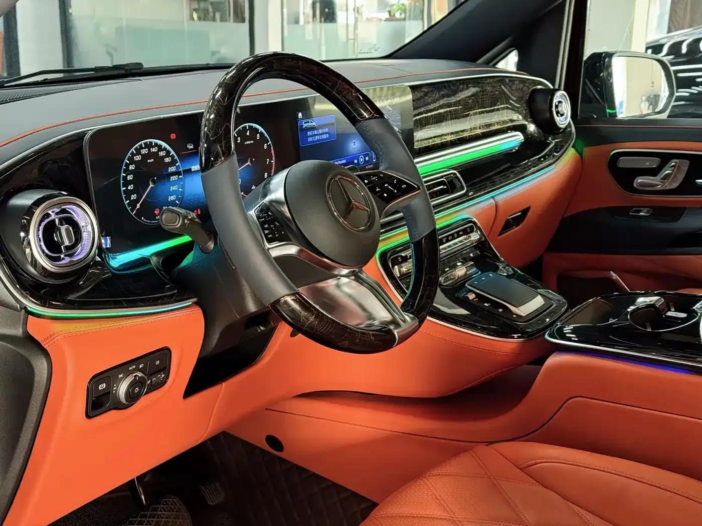 2024 Nissan Vito 2.0T Business Edition 7-seater — миниатюра 2