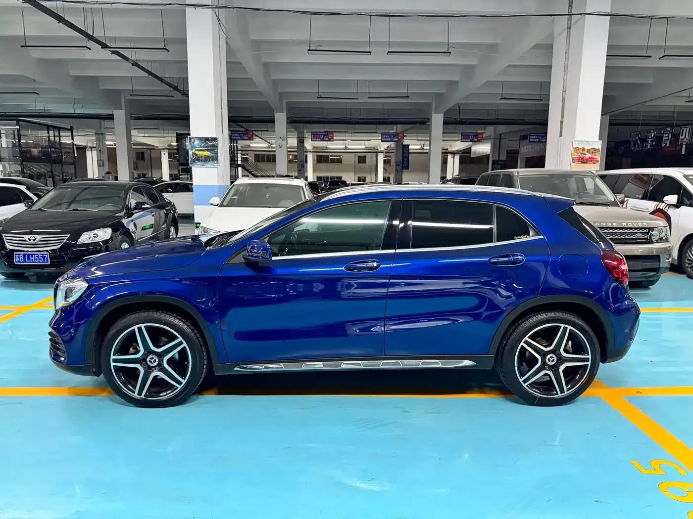 2017 Mercedes-Benz GLA 220 4MATIC Luxury — миниатюра 4