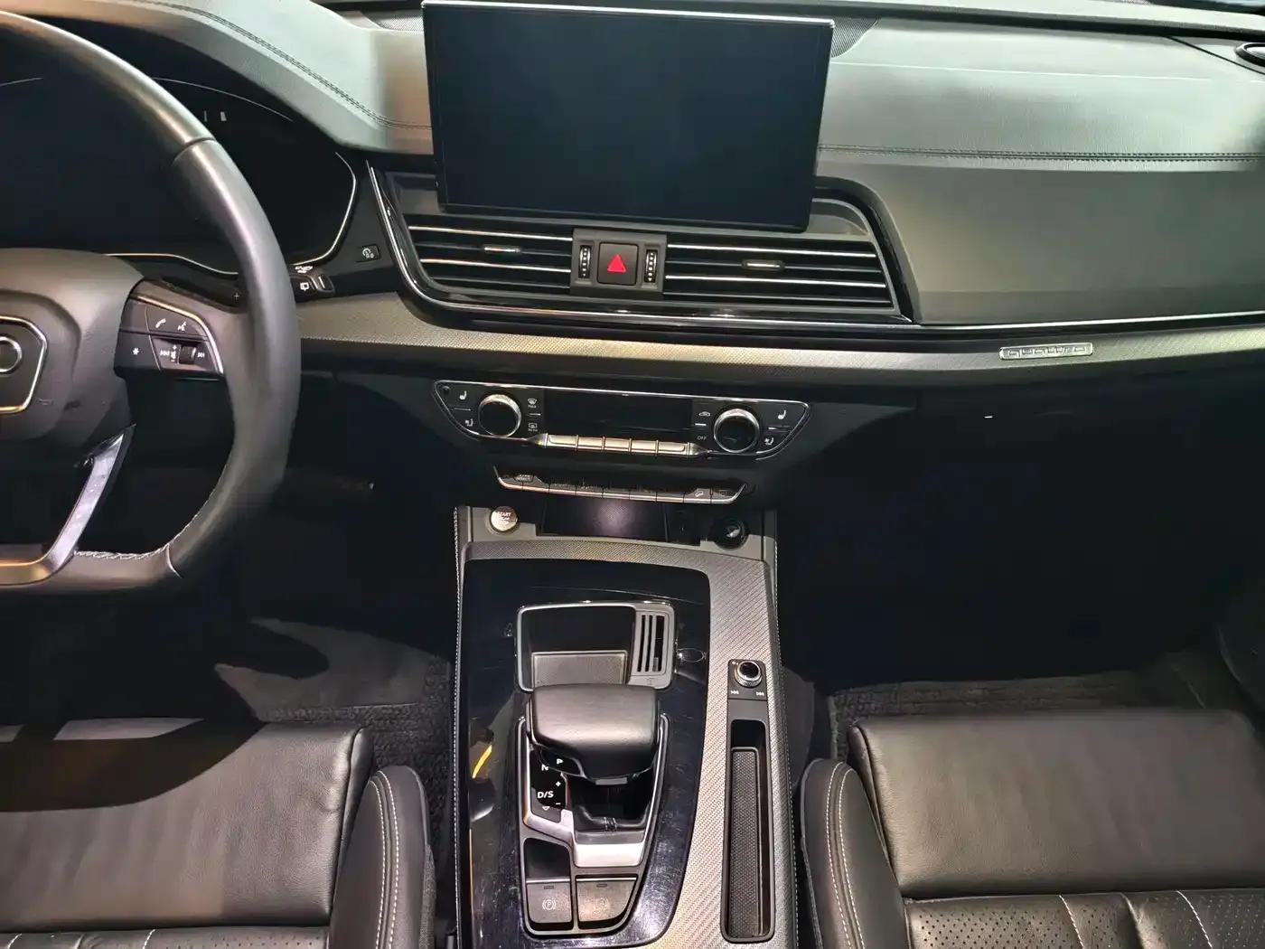 Audi Q5L 2023 40T Luxury Dynamic — миниатюра 5