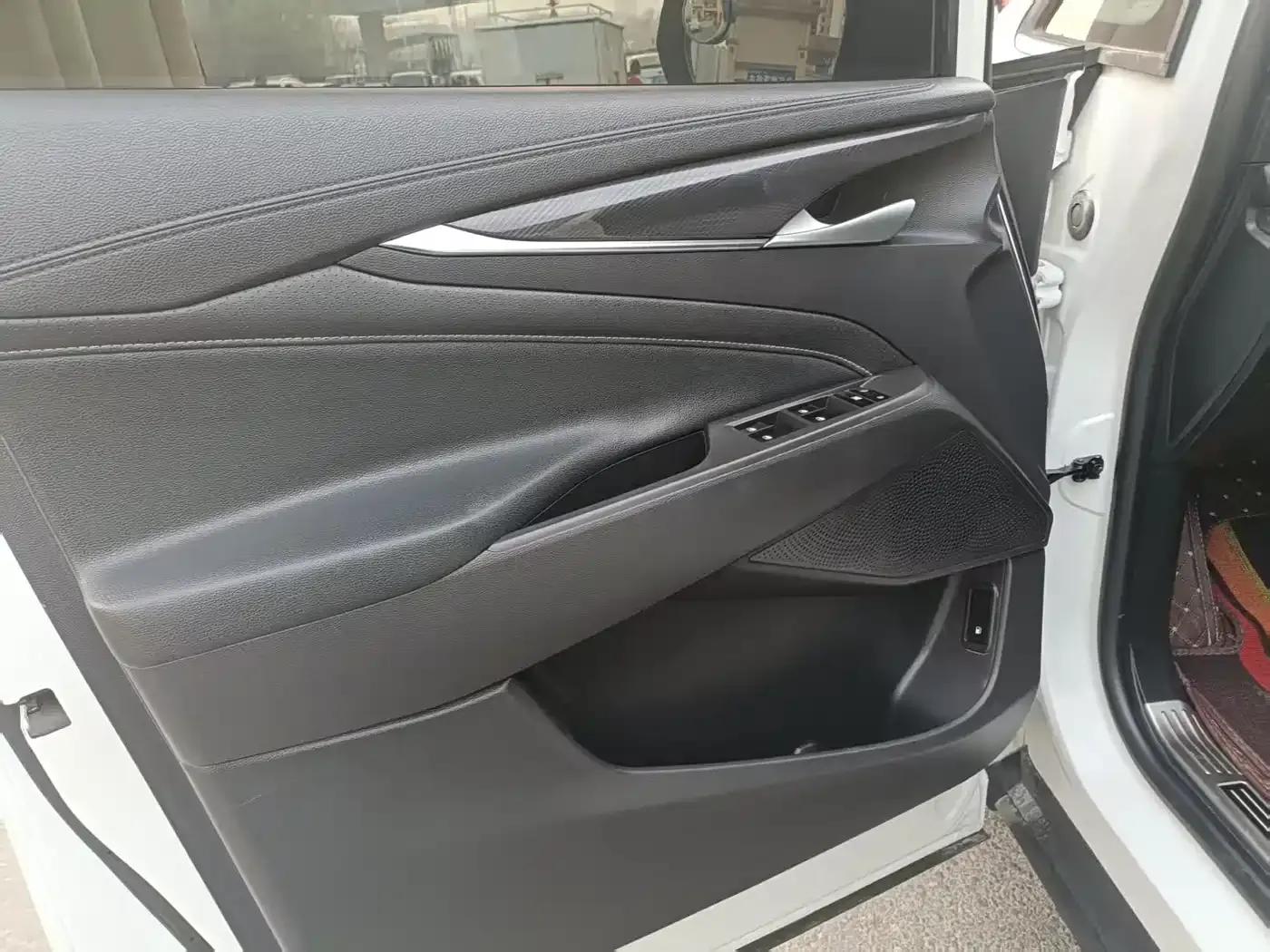 Maxus G50 2022 1.5T Automatic Comfortline — миниатюра 4