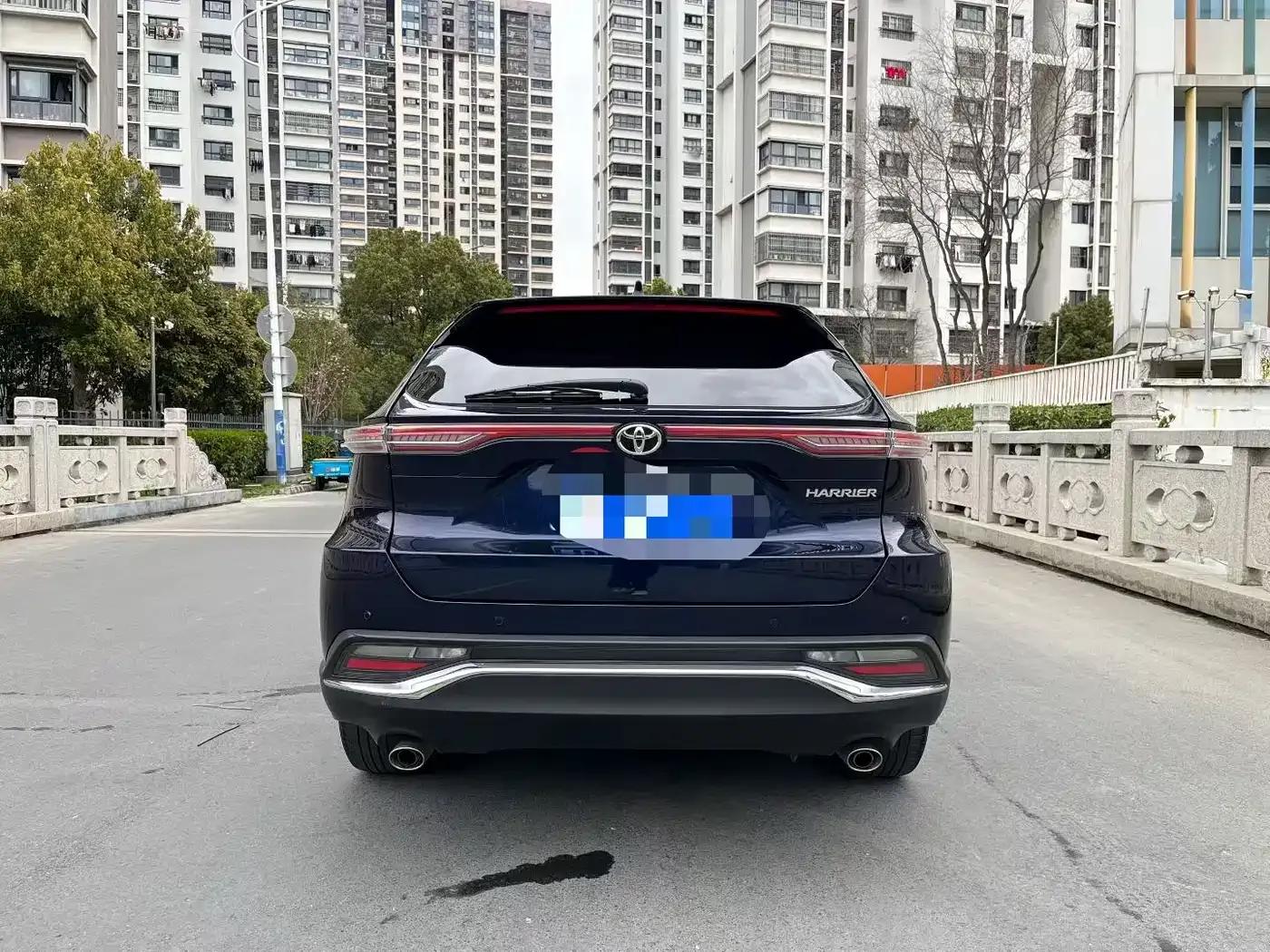HARRIER 2022 2.0L CVT 2WD Premium Edition — миниатюра 4