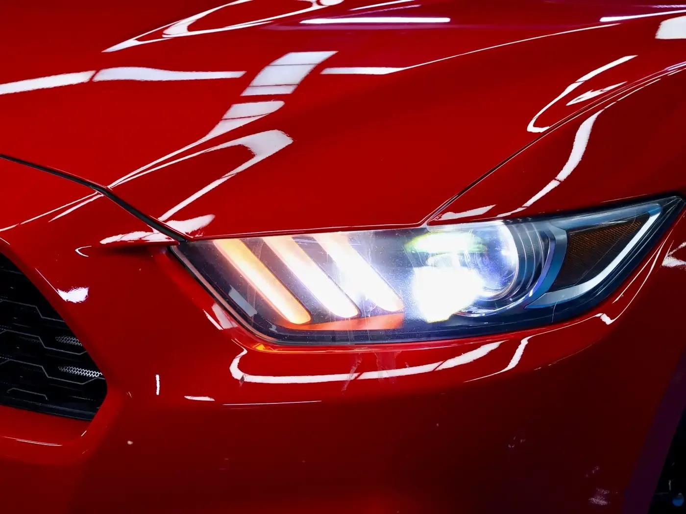 2015 Mustang 2.3T Performance Edition — миниатюра 4