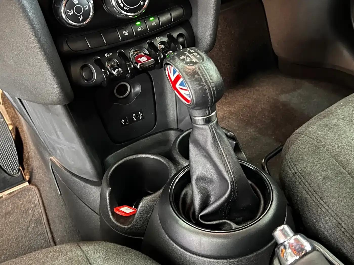 2016 MINI 1.2T ONE Avant-garde 5-Door Edition — миниатюра 11