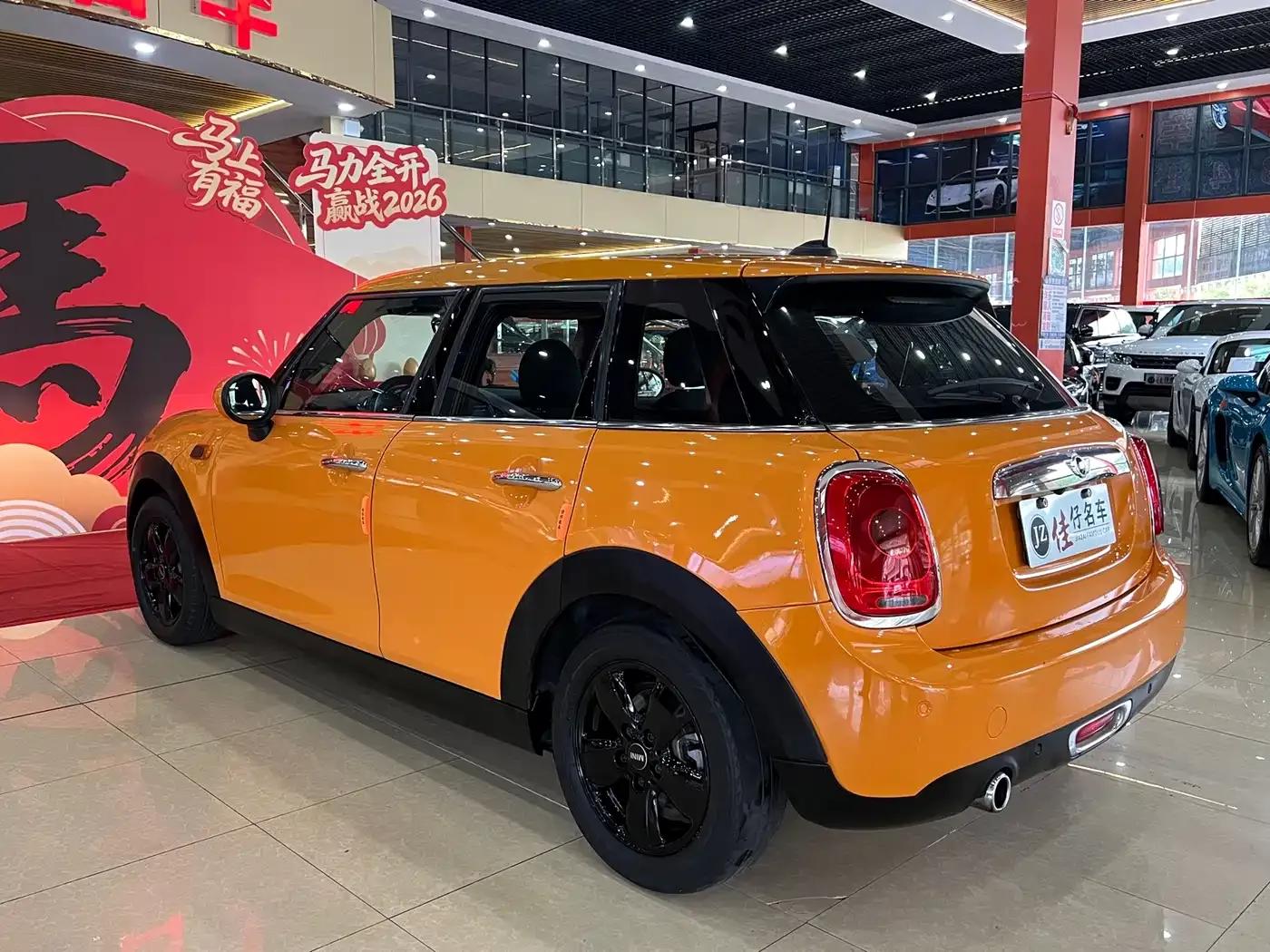 2016 MINI 1.2T ONE Avant-garde 5-Door Edition — миниатюра 6