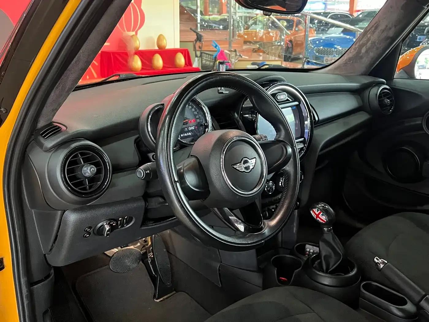 2016 MINI 1.2T ONE Avant-garde 5-Door Edition — миниатюра 7