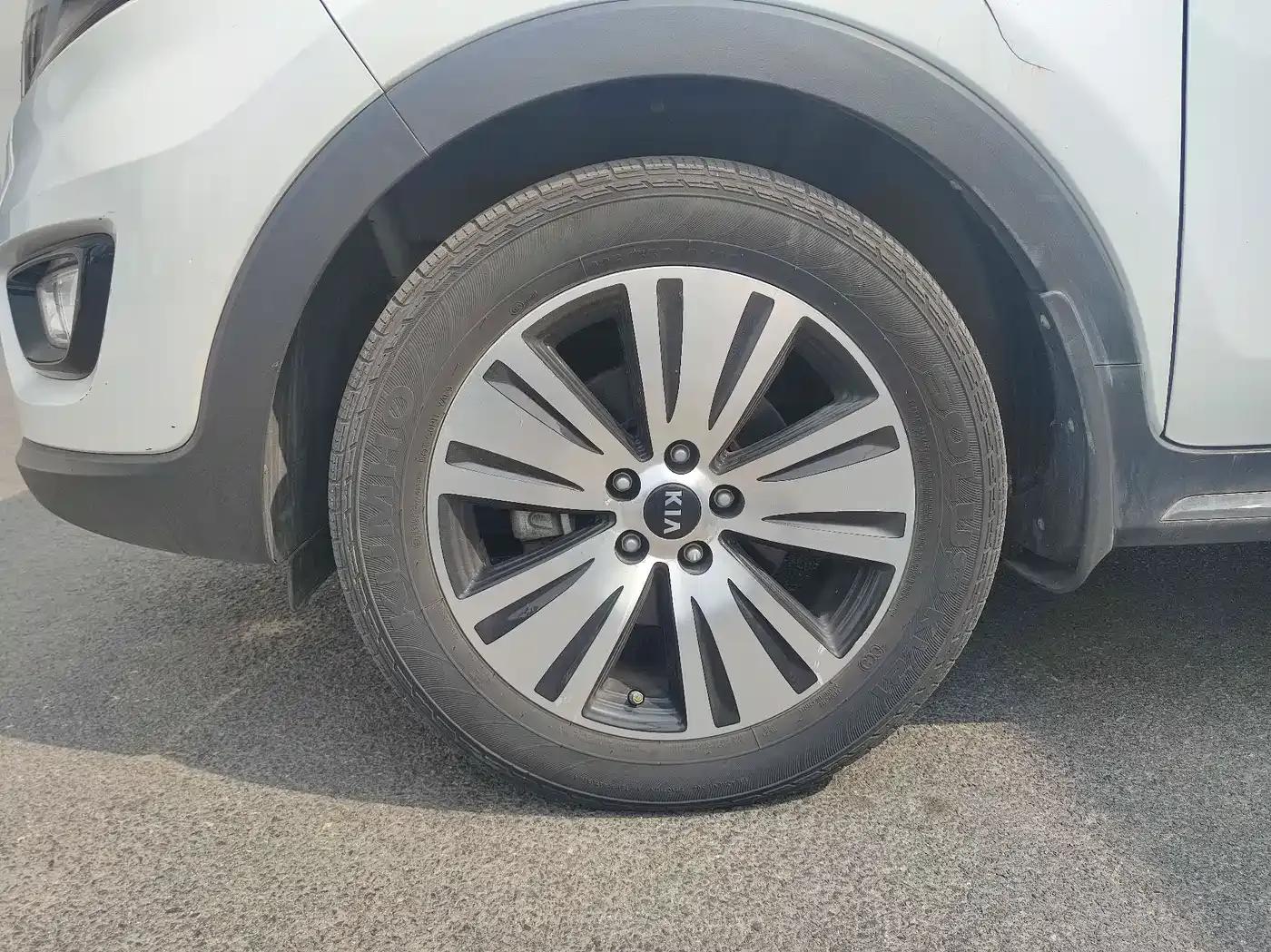 2016 Kia Sportage 2.0L Automatic 2WD DLX — миниатюра 3