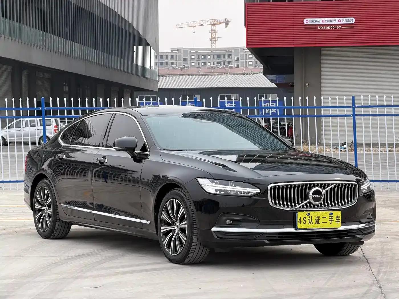 2021 Volvo S90 B5 Inscription Luxury Edition — миниатюра 3