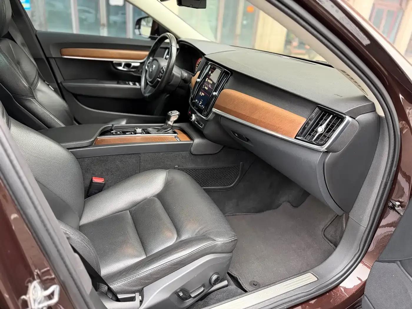 2017 Volvo S90 T5 Smart Edition — миниатюра 17